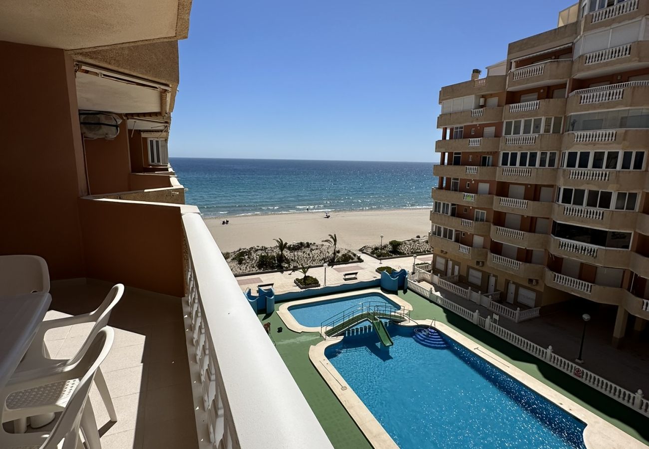 Apartamento en La Manga del Mar Menor - Hawaii V 4A - La Manga By WATERMELON